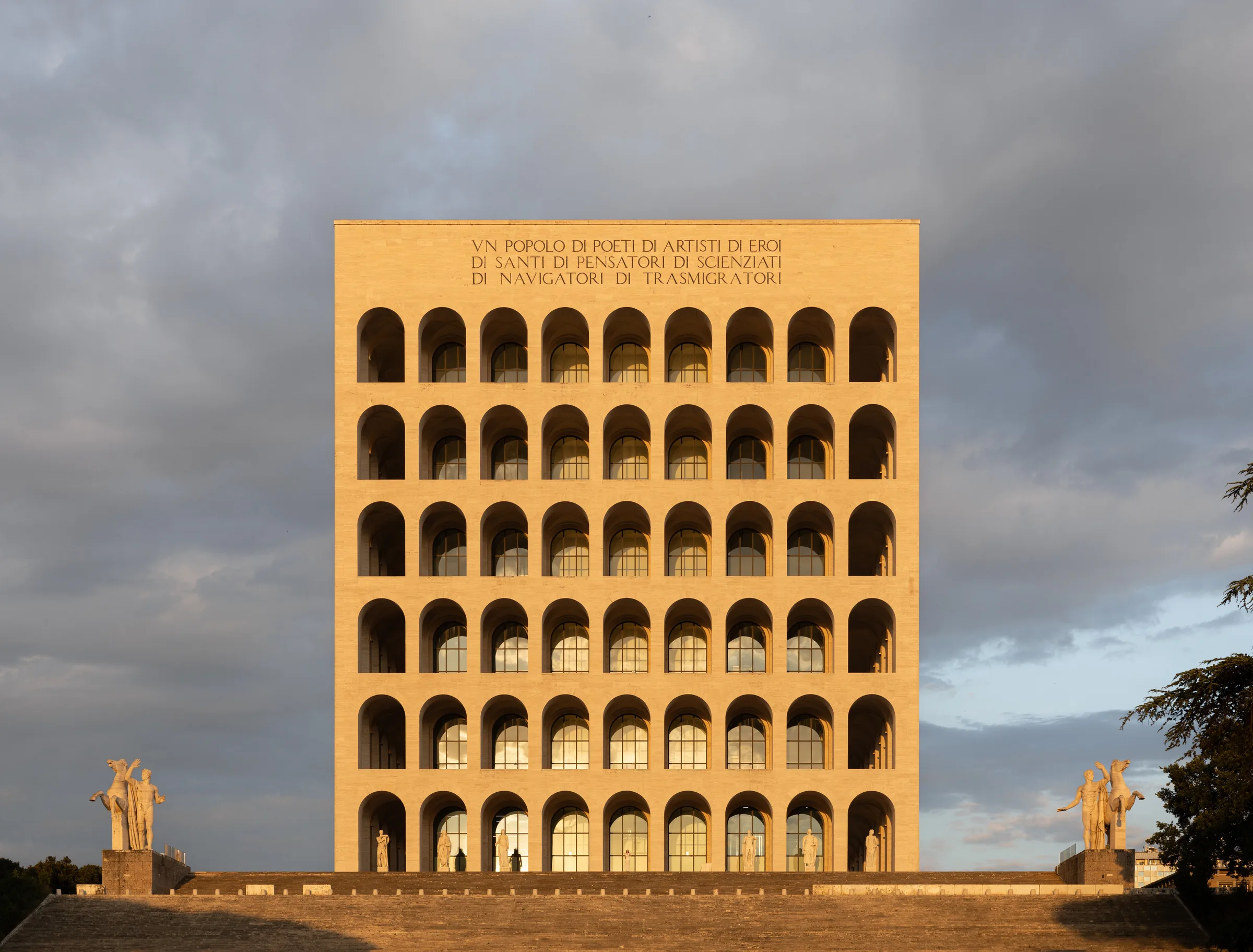 Architecture photography of Palazzo della Civiltà Italiana, Rome, by ARCHTRAITS