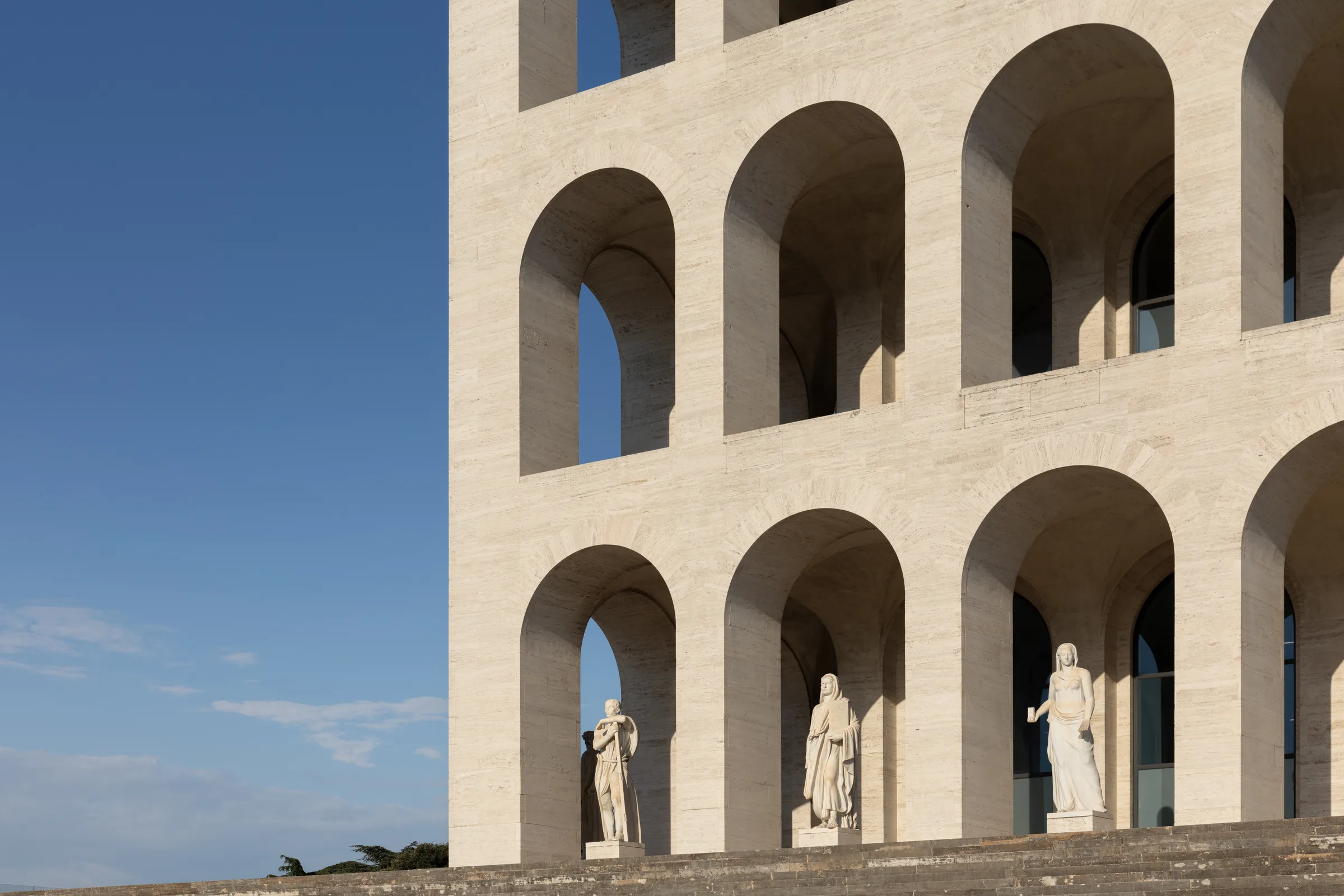 Architecture photography of Palazzo della Civiltà Italiana, Rome, by ARCHTRAITS
